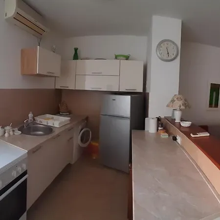 Palit, Rab - 20000 Apartment Palit
